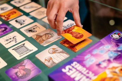 CODENAMES PICTURES 2.0