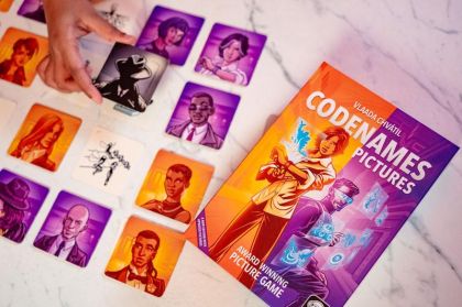 CODENAMES PICTURES 2.0