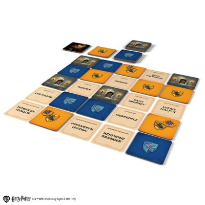 CODENAMES: BACK TO HOGWARTS - ПРЕОЦЕНЕНА - ТЕЖКА ПОВРЕДА НА КУТИЯТА